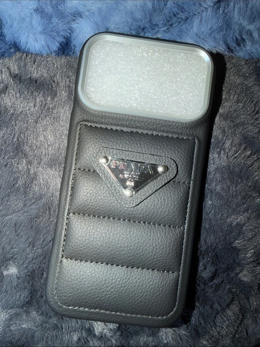 iPhone 17 pro max- Black with emblem